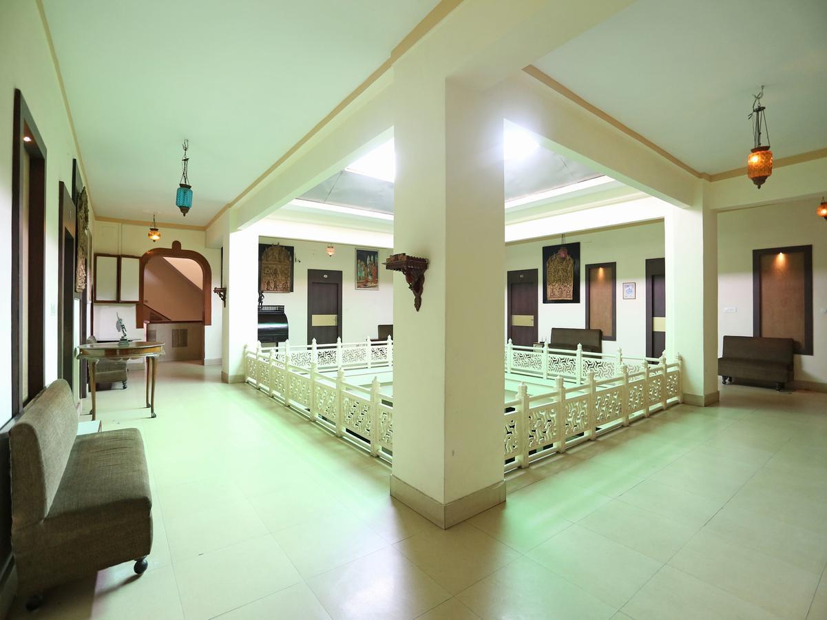 Oyo 7880 Hotel Navrang Kota  Extérieur photo